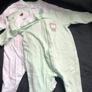 "Bear" Bodysuits with matching hat